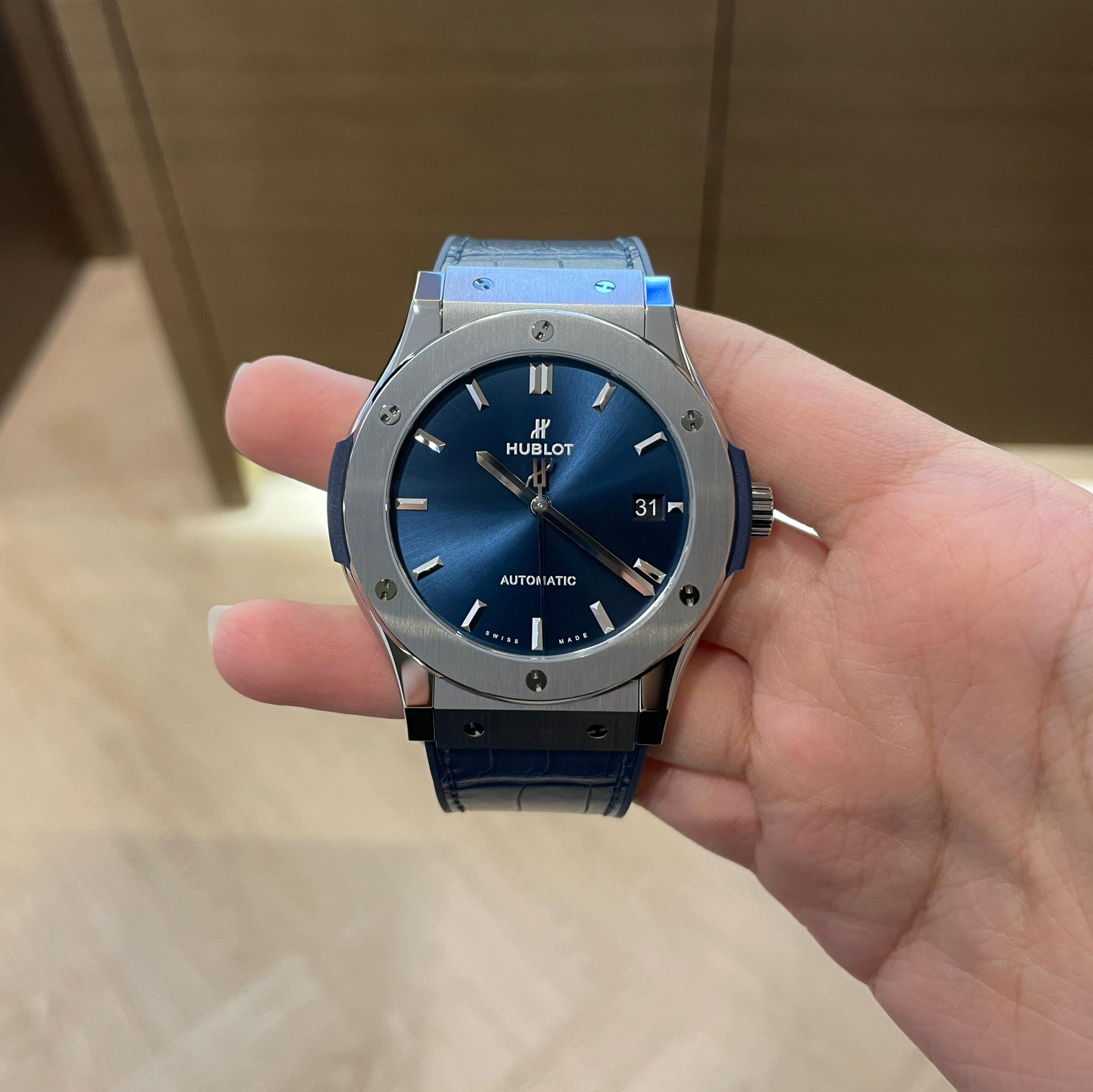 HUBLOT