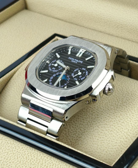 Patek Philippe Nautilus Chronograph - Black Dial Stainless Steel Luxury